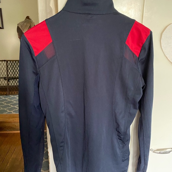 Ariat quarter zip great used condition - traditional navy and red - Picture 2 of 2